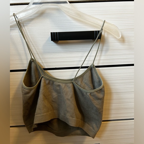 Green Cropped Tank - Picture 2 of 2